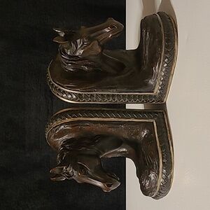 Horse head bookends